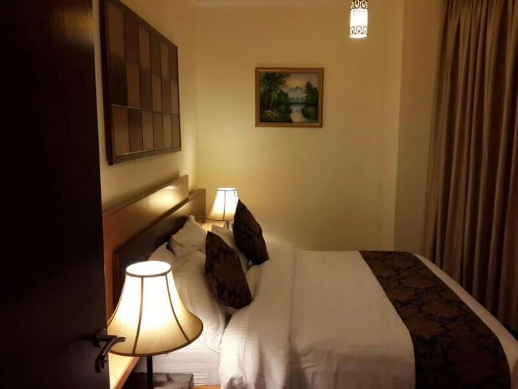 Al Thuraya Hotel Amman Extérieur photo