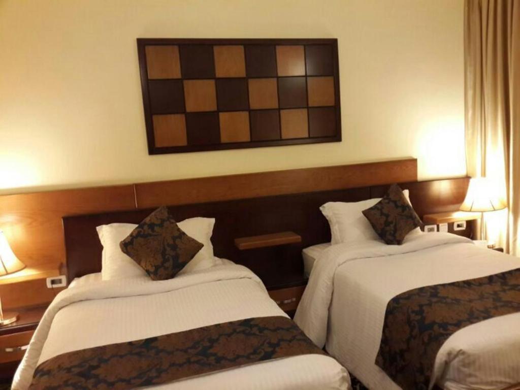 Al Thuraya Hotel Amman Chambre photo