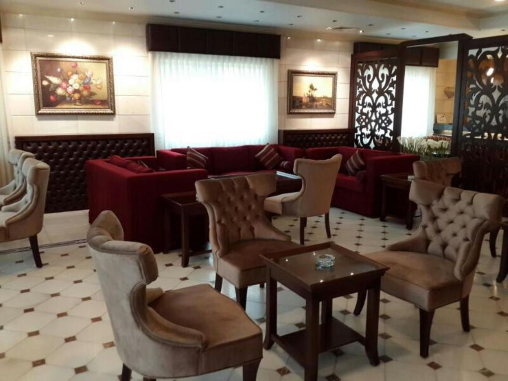 Al Thuraya Hotel Amman Extérieur photo