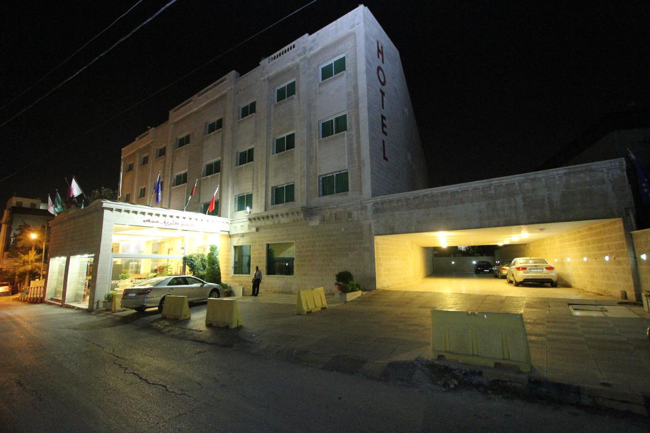 Al Thuraya Hotel Amman Extérieur photo